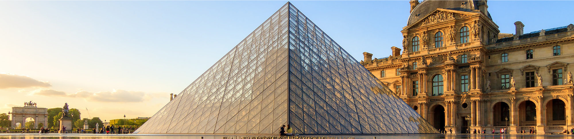 Pyramide du Louvre - LFFO